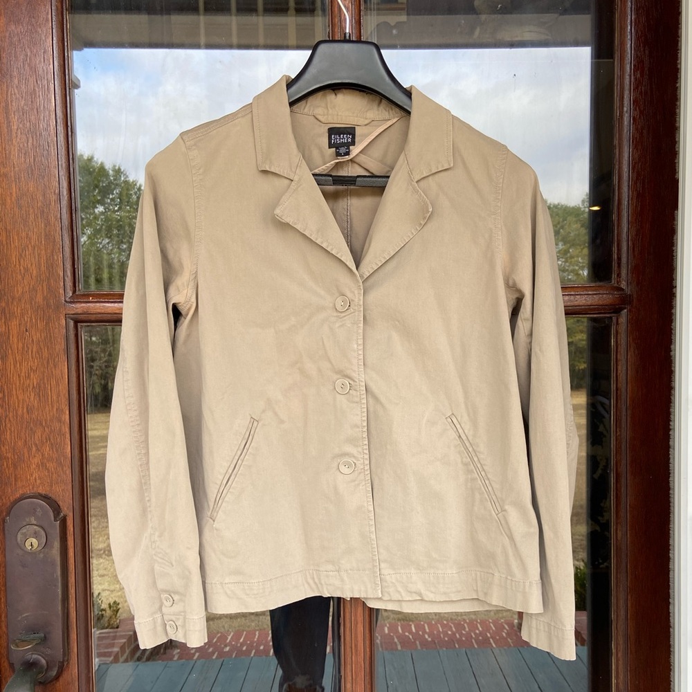 Eileen Fisher single vent jacket. Great khaki color! Size small (flaw)‎